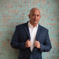  Anthony Amunategui headshot